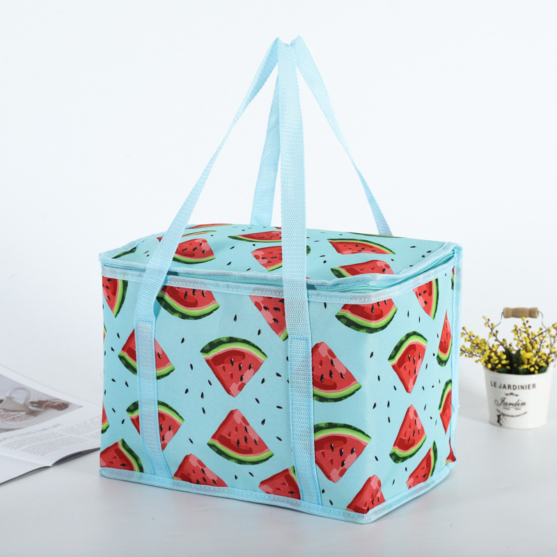 Multi layer thermal bag with logo